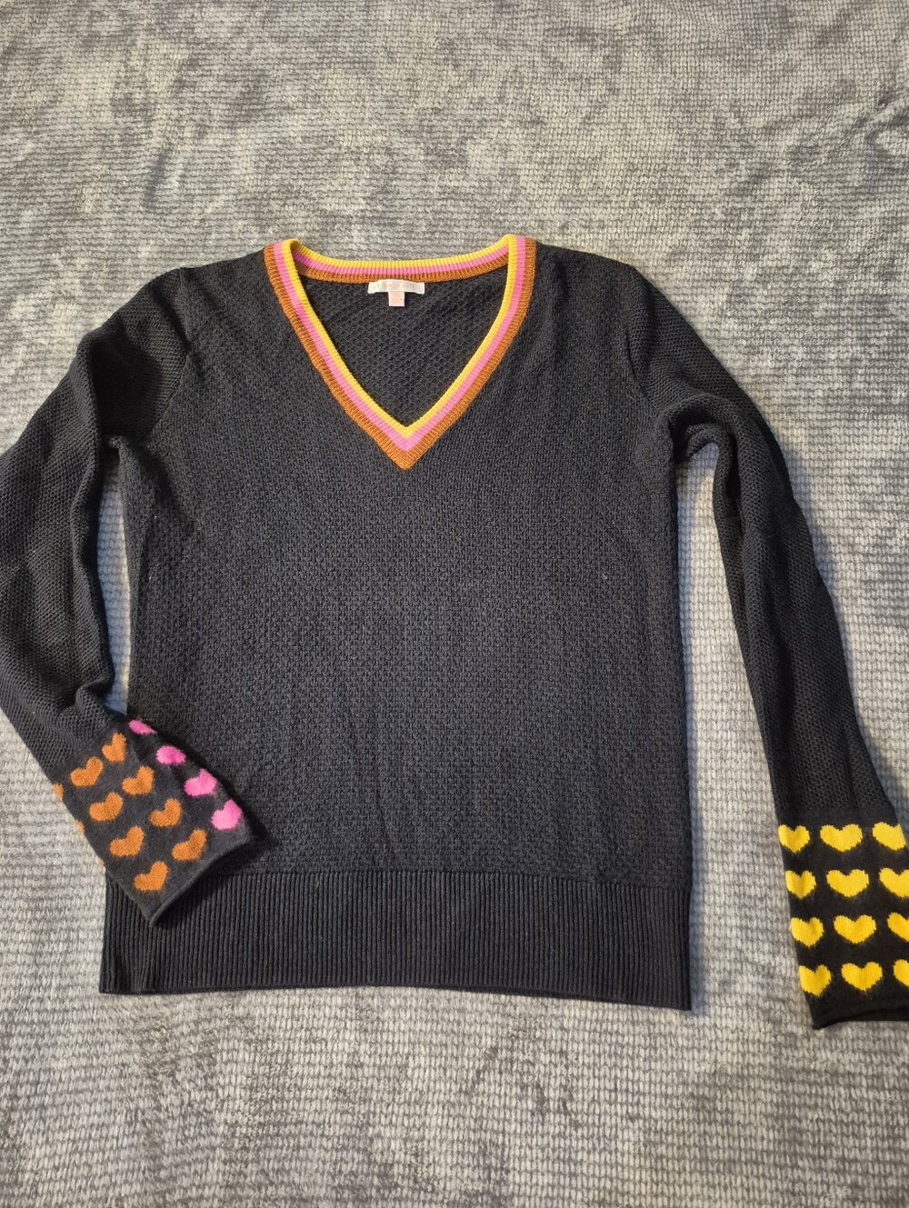 Lisa Todd XS Black V Neck waffle Sweater, Heart Accents Cotton Cashmere funky